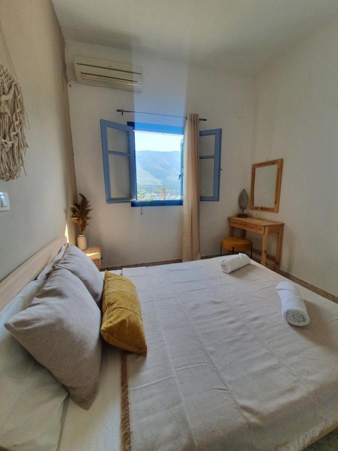 Irene Family Apartment Symi Extérieur photo