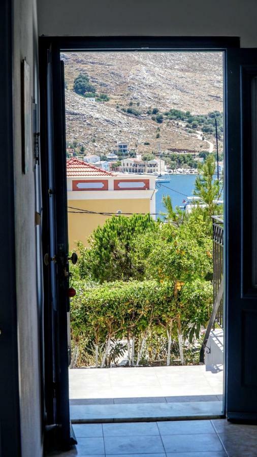 Irene Family Apartment Symi Extérieur photo